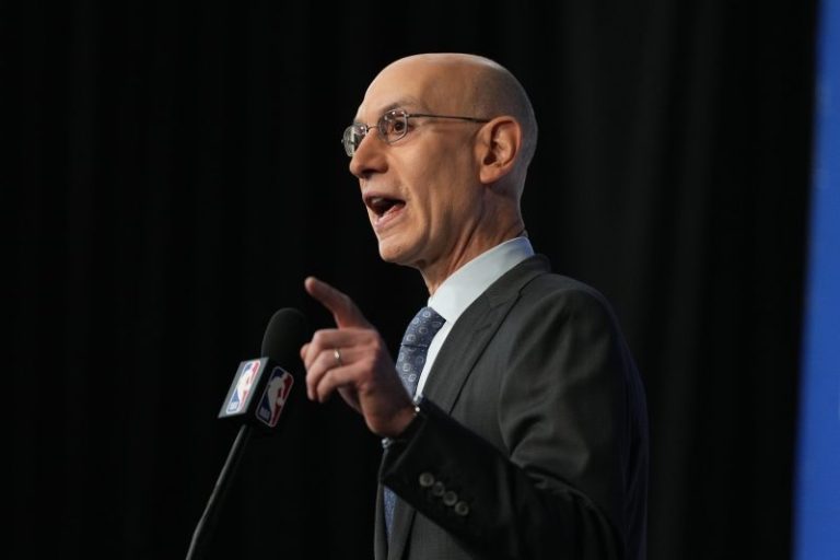 NBA commissioner delivers warning to tanking teams